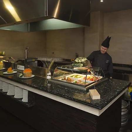 Gran Luna De 4* Granada