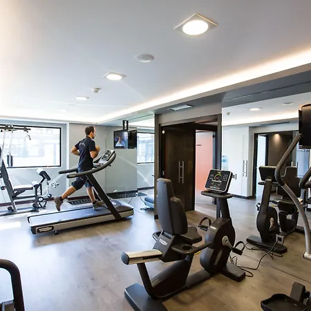 Hotel Gran Luna De 4*