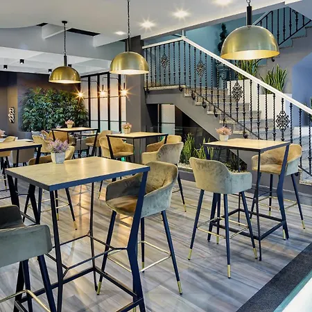 Gran Luna De 4* Granada