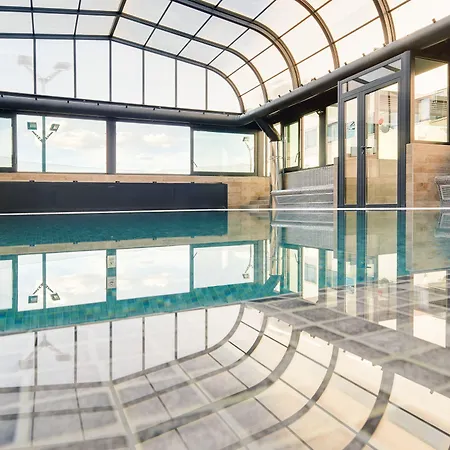 Hotel Gran Luna De 4*