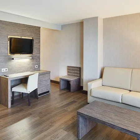 Hotel Gran Luna De 4*