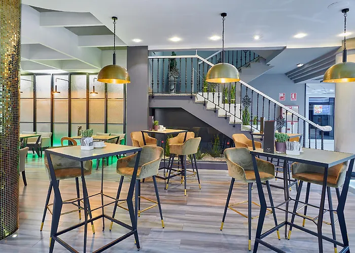 Hotel Gran Luna De 4*