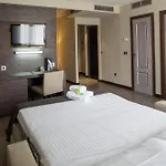Hotel Gran Luna De Granada