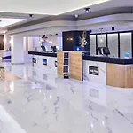 Hotel Gran Luna De Grenada