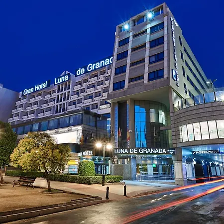 Hotel Gran Luna De 4*