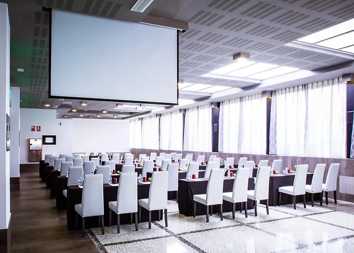 Hotel Gran Luna De Granada